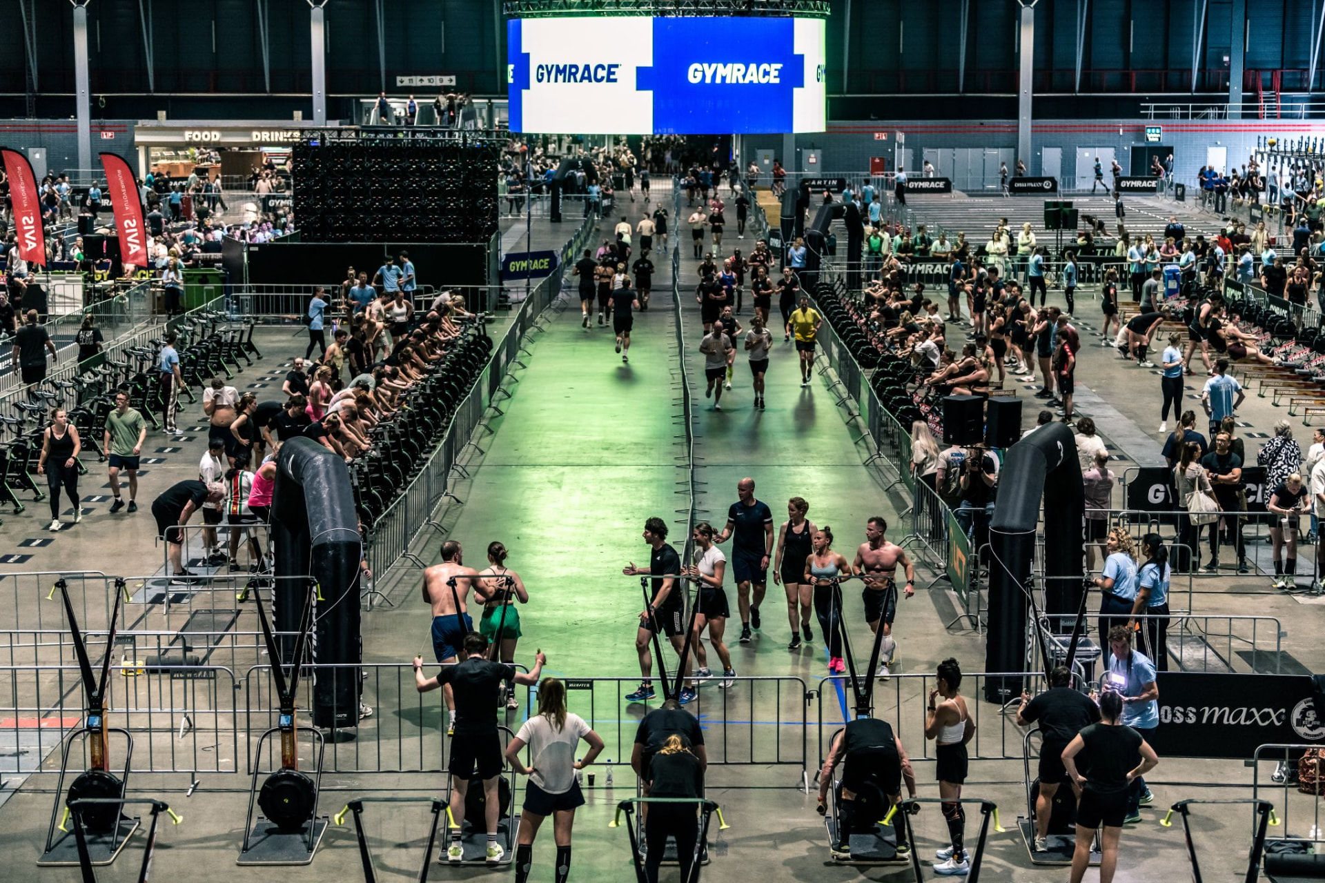 Event floor with participants and partner brands during a Gymrace event